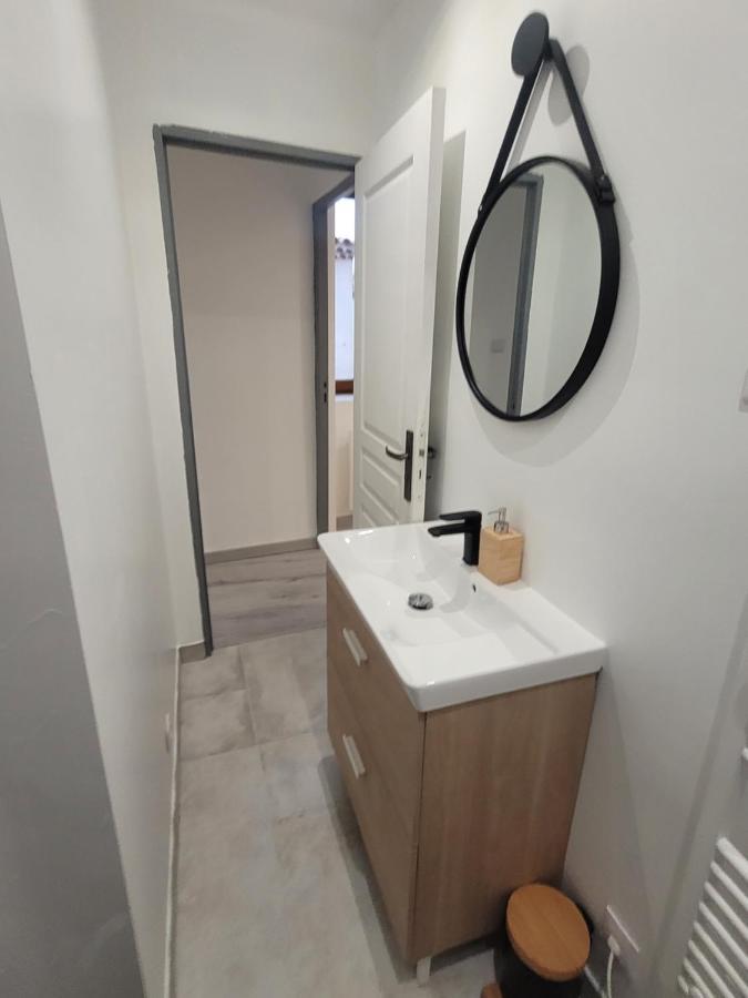 Appartement Le Provencal à Saint-Mitre-les-Remparts Extérieur photo